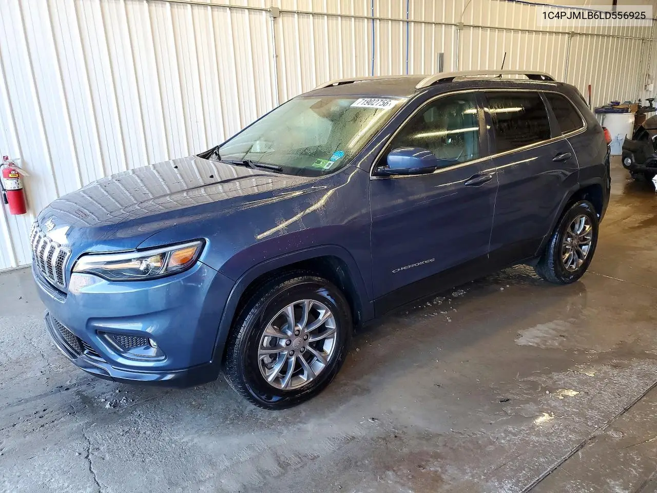 2020 Jeep Cherokee Latitude Plus VIN 1C4PJMLB6LD556925 фото 1