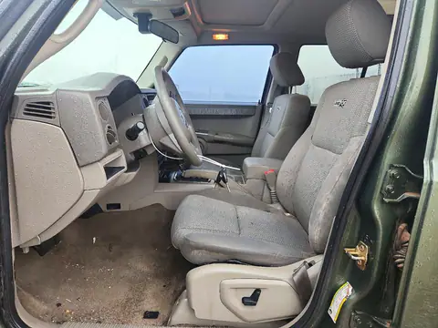 1J8HG48K86C356773 — 2006 Jeep Commander, фото 7 с аукциона Copart, Передняя часть