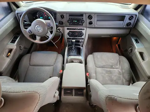 1J8HG48K86C356773 — 2006 Jeep Commander, фото 8 с аукциона Copart, Передняя часть