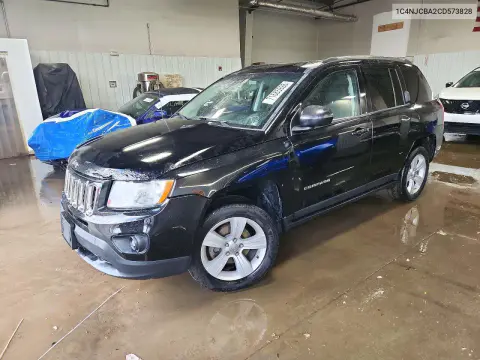 1C4NJCBA2CD573828 — 2012 Jeep Compass, Передняя часть, фото до ремонта