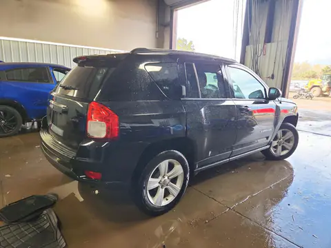 2012 Jeep Compass Sport VIN 1C4NJCBA2CD573828 фото 3