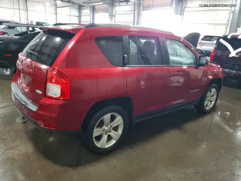 2012 Jeep Compass Latitude VIN 1C4NJCEB3CD602287 фото 3