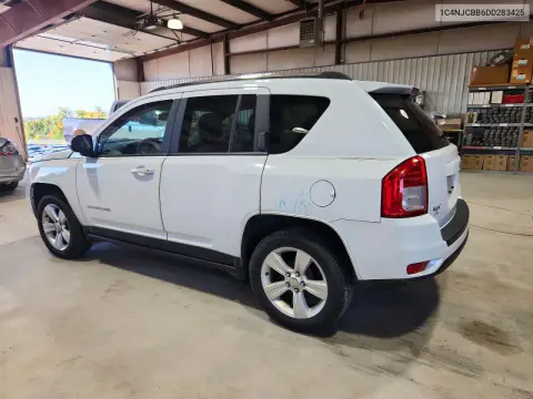 2013 Jeep Compass Sport VIN 1C4NJCBB6DD283425 фото 2