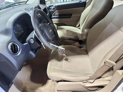 2013 Jeep Compass Sport VIN 1C4NJCBB6DD283425 фото 7