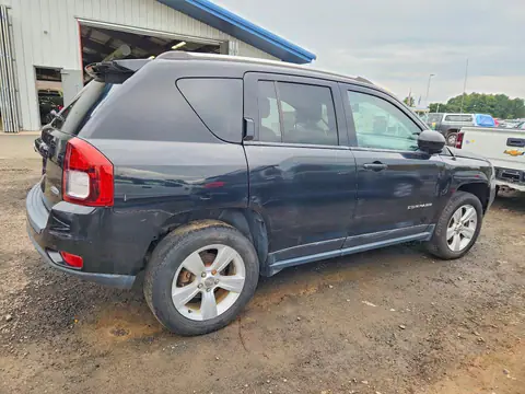 1C4NJDEB7ED730802 — 2014 Jeep Compass, фото 3 с аукциона Copart 29.09.2026, Мелкие вмятины и царапины