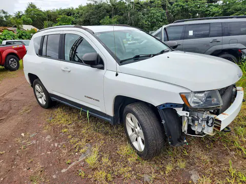 2016 Jeep Compass VIN 1C4NJDBB3GD752822 фото 4