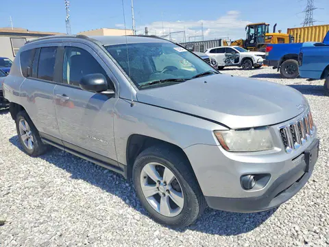 2016 Jeep Compass VIN 1C4NJDBB7GD551425 фото 4