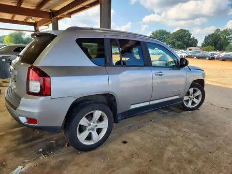 1C4NJCBA4GD634053 — 2016 Jeep Compass, фото 3 с аукциона Copart 30.09.2026, Боковая часть