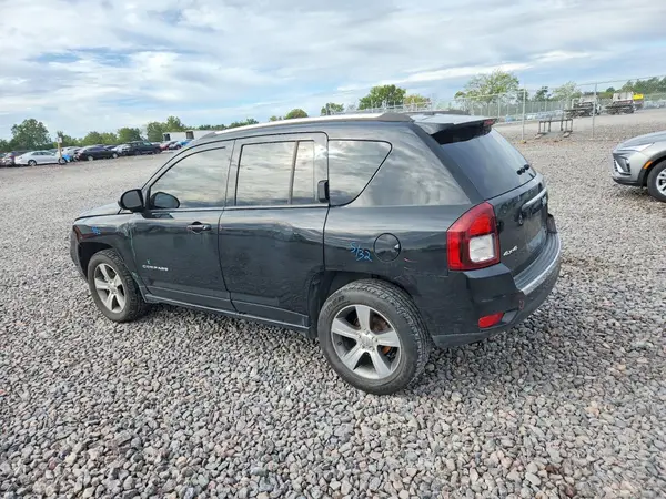 1C4NJDEB4GD795786 — 2016 Jeep Compass, фото 2 с аукциона Copart, Передняя часть