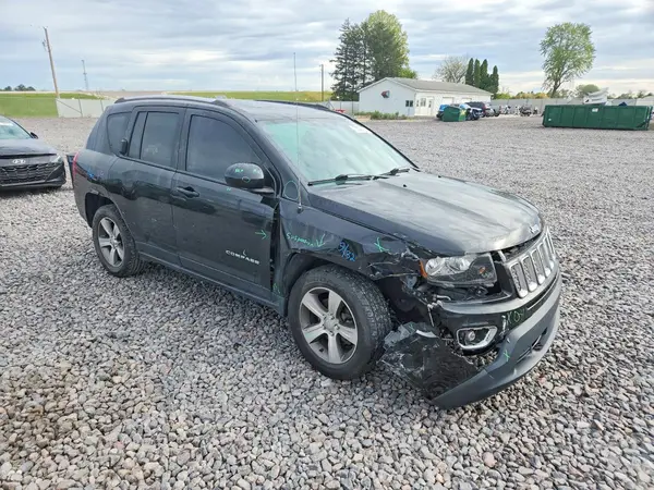 1C4NJDEB4GD795786 — 2016 Jeep Compass, фото 4 с аукциона Copart, Передняя часть