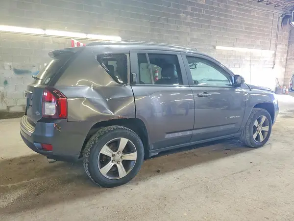 1C4NJDEB0GD708918 — 2016 Jeep Compass, фото 3 с аукциона Copart 28.09.2026, Подтопление