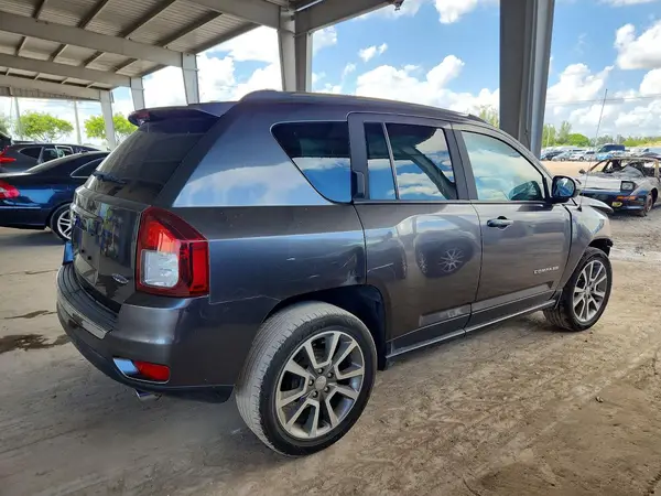 1C4NJCEA7GD785755 — 2016 Jeep Compass, фото 3 с аукциона Copart, Передняя часть