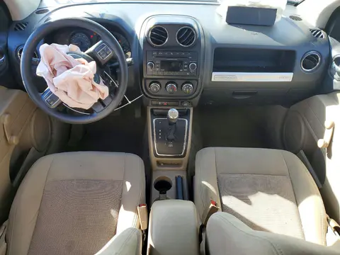 2016 Jeep Compass Sport VIN 1C4NJDBB1GD791747 фото 8