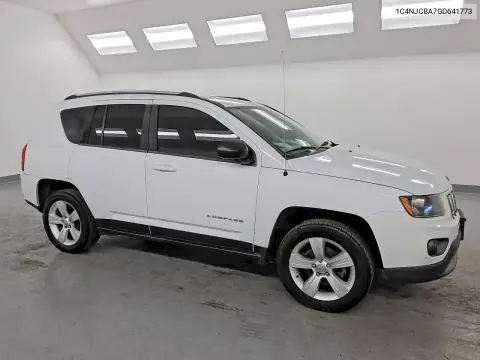 2016 Jeep Compass Sport VIN 1C4NJCBA7GD641773 фото 4