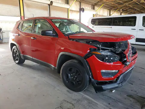 3C4NJCAB5HT647612 — 2017 Jeep Compass, фото 4 с аукциона Copart 30.09.2026, Передняя часть
