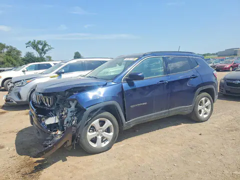 3C4NJDBB4HT641319 — 2017 Jeep Compass, Передняя часть (Front End), фото до ремонта