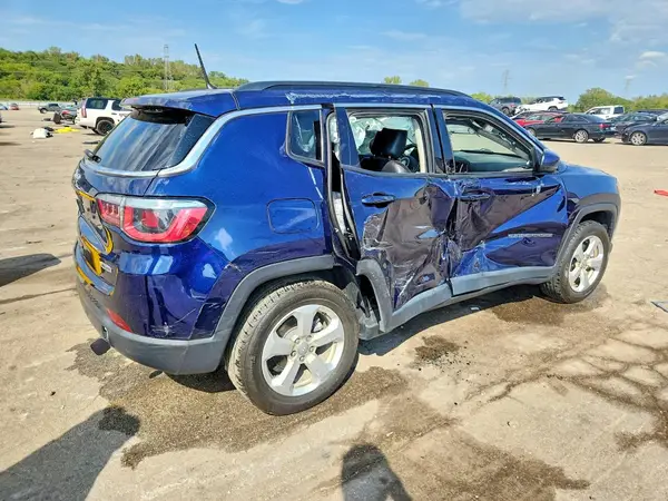 3C4NJCBB6HT668970 — 2017 Jeep Compass, фото 3 с аукциона Copart, Боковая часть
