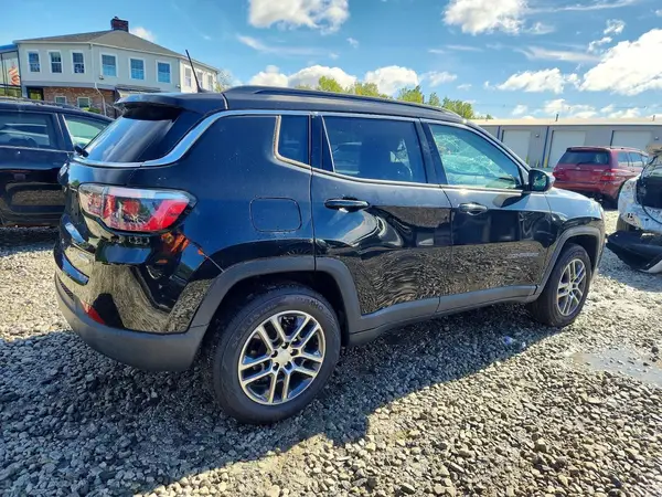3C4NJDBBXHT609118 — 2017 Jeep Compass, фото 3 с аукциона Copart 01.10.2026, Крыша