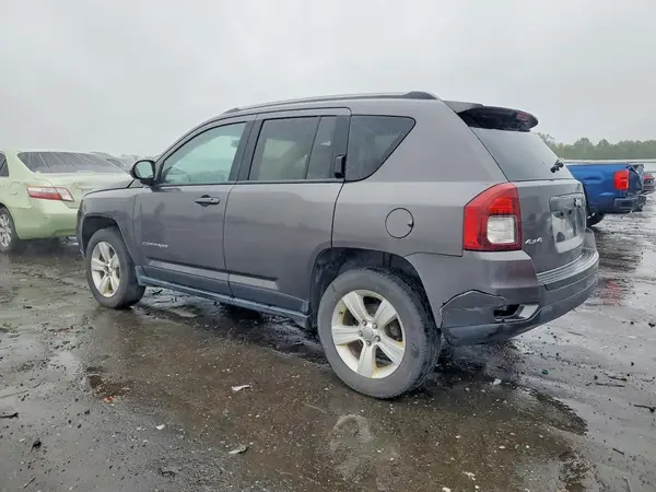 1C4NJDBB1HD154469 — 2017 Jeep Compass, фото 2 с аукциона Copart 30.09.2026, Задняя часть