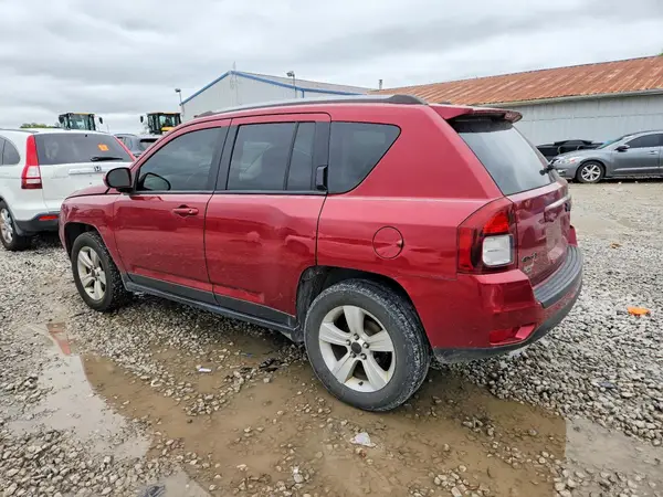 1C4NJDEB3HD105141 — 2017 Jeep Compass, фото 2 с аукциона Copart, Передняя часть