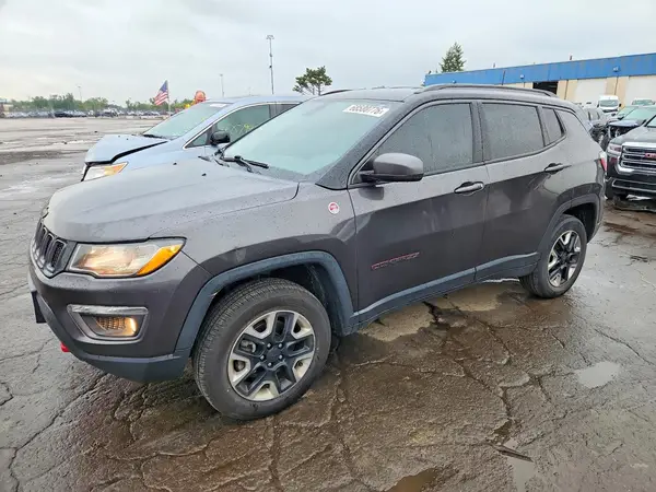 3C4NJDDB8JT417165 — 2018 Jeep Compass, Передняя часть (Front End), фото до ремонта