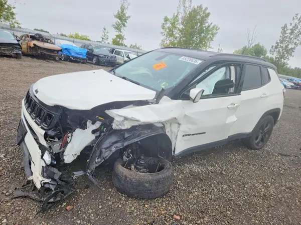 3C4NJDBB5JT395354 — 2018 Jeep Compass, Ходовая часть (Undercarriage), фото до ремонта
