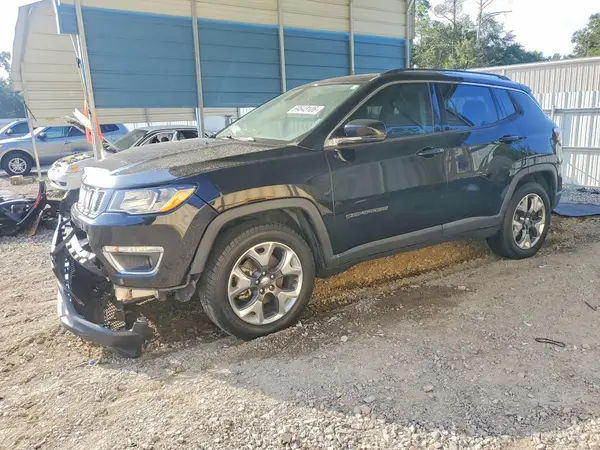 3C4NJCCB5JT122536 — 2018 Jeep Compass, Передняя часть (Front End), фото до ремонта