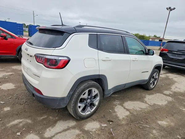 3C4NJDCB1JT299266 — 2018 Jeep Compass, фото 3 с аукциона Copart, Задняя часть
