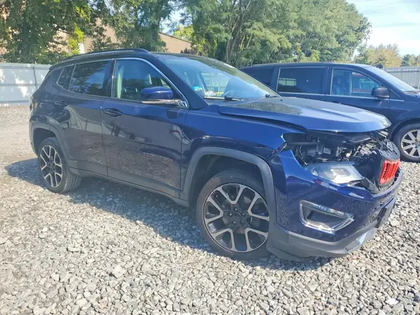 3C4NJDCB3JT131550 — 2018 Jeep Compass, фото 4 с аукциона Copart, Передняя часть
