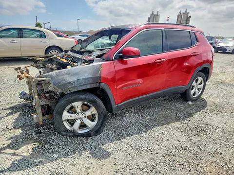 3C4NJDBB0JT254658 — 2018 Jeep Compass, Пожар (Burn), фото до ремонта