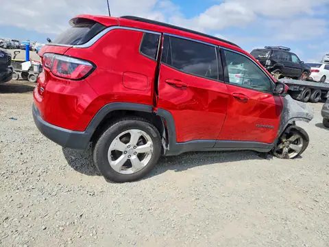 2018 Jeep Compass VIN 3C4NJDBB0JT254658 фото 3