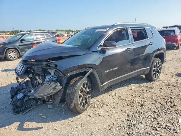 3C4NJDCBXJT355852 — 2018 Jeep Compass, Передняя часть (Front End), фото до ремонта