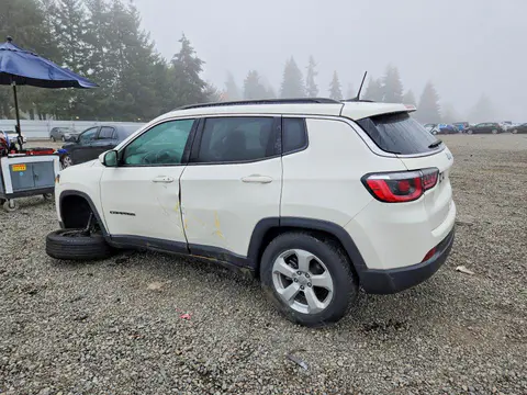 2018 Jeep Compass VIN 3C4NJCBB2JT303725 фото 2
