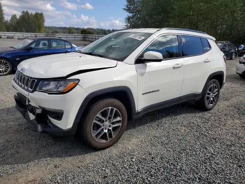 3C4NJDBB6JT492109 — 2018 Jeep Compass, Передняя часть (Front End), фото до ремонта