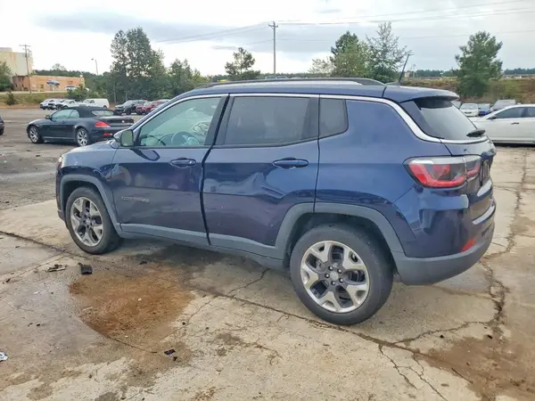 3C4NJCCB9JT358526 — 2018 Jeep Compass, фото 2 с аукциона Copart, Боковая часть