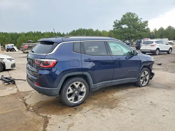 3C4NJCCB9JT358526 — 2018 Jeep Compass, фото 3 с аукциона Copart, Боковая часть