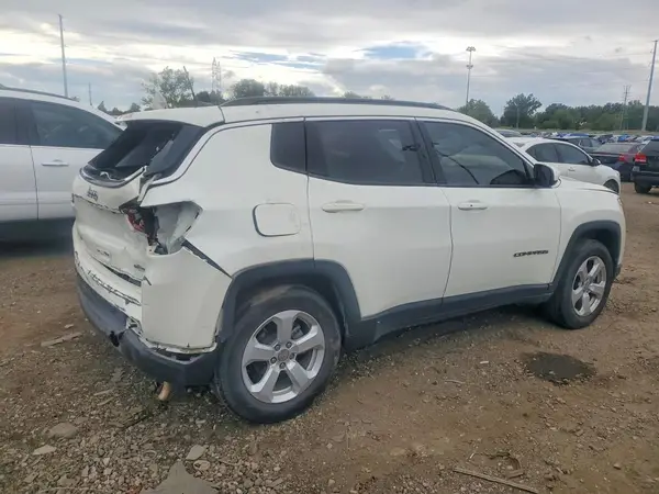 3C4NJDBB9JT349574 — 2018 Jeep Compass, фото 3 с аукциона Copart, Задняя часть
