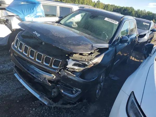3C4NJCCB2JT204384 — 2018 Jeep Compass, Передняя часть (Front End), фото до ремонта