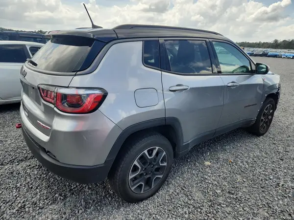 3C4NJDDB4KT733132 — 2019 Jeep Compass, фото 3 с аукциона Copart 02.10.2026, Передняя часть