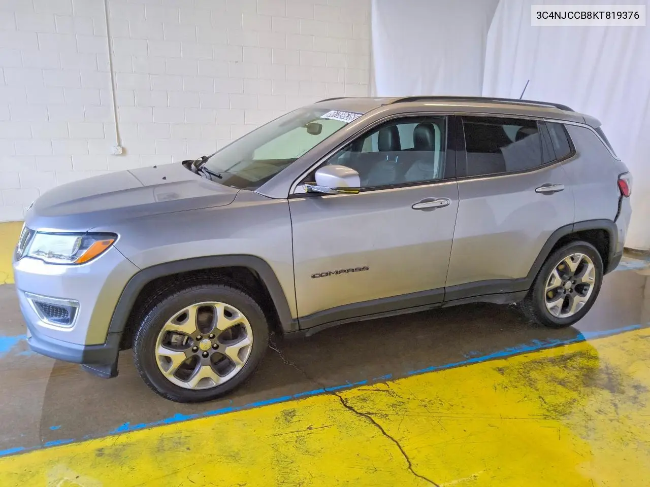 2019 Jeep Compass Limited VIN 3C4NJCCB8KT819376 фото 1