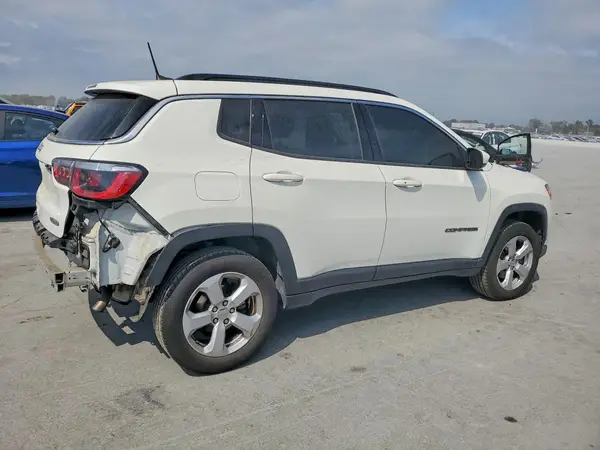 3C4NJDBB3KT812844 — 2019 Jeep Compass, фото 3 с аукциона Copart 05.10.2026, Задняя часть