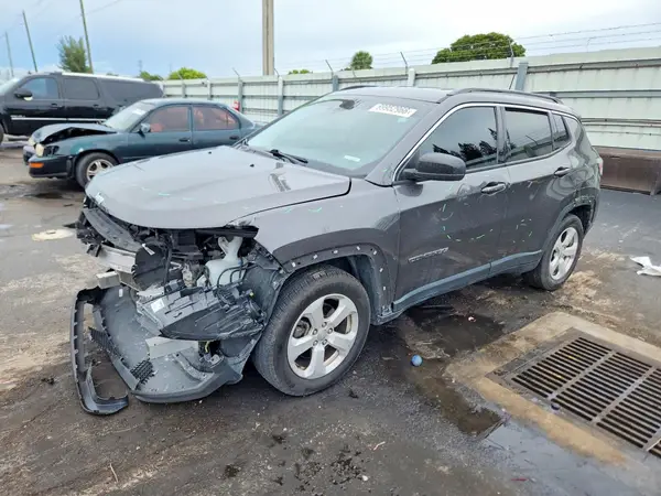 3C4NJCBB7KT646564 — 2019 Jeep Compass, Передняя часть (Front End), фото до ремонта