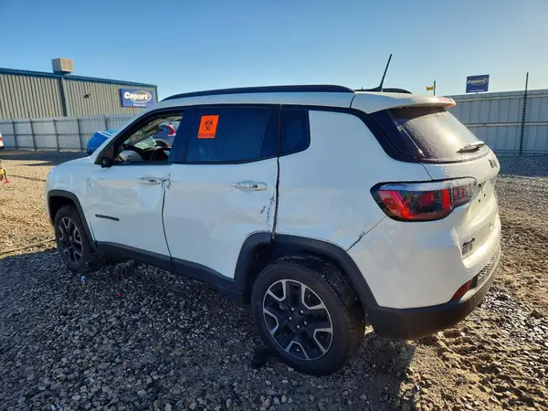 3C4NJDAB6KT703022 — 2019 Jeep Compass, фото 2 с аукциона Copart, Опрокидывание