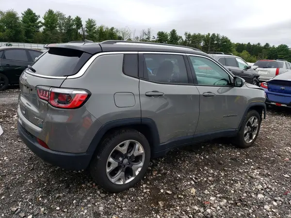 3C4NJDCB3KT690310 — 2019 Jeep Compass, фото 3 с аукциона Copart, Передняя часть