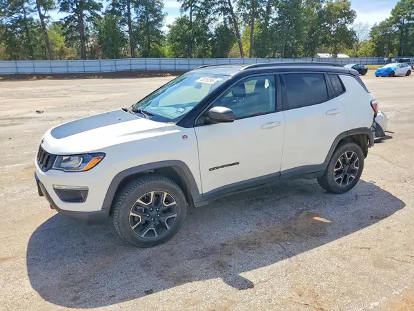 3C4NJDDB6KT671622 — 2019 Jeep Compass, Боковая часть (Side), фото до ремонта