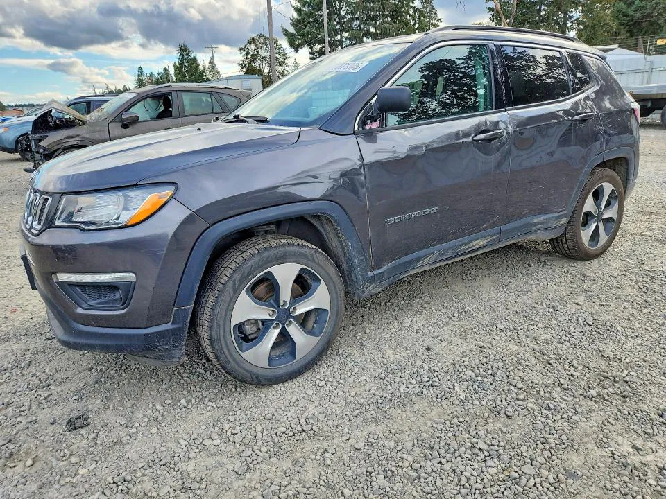 2019 Jeep Compass VIN 3C4NJDBB2KT749901 фото 1