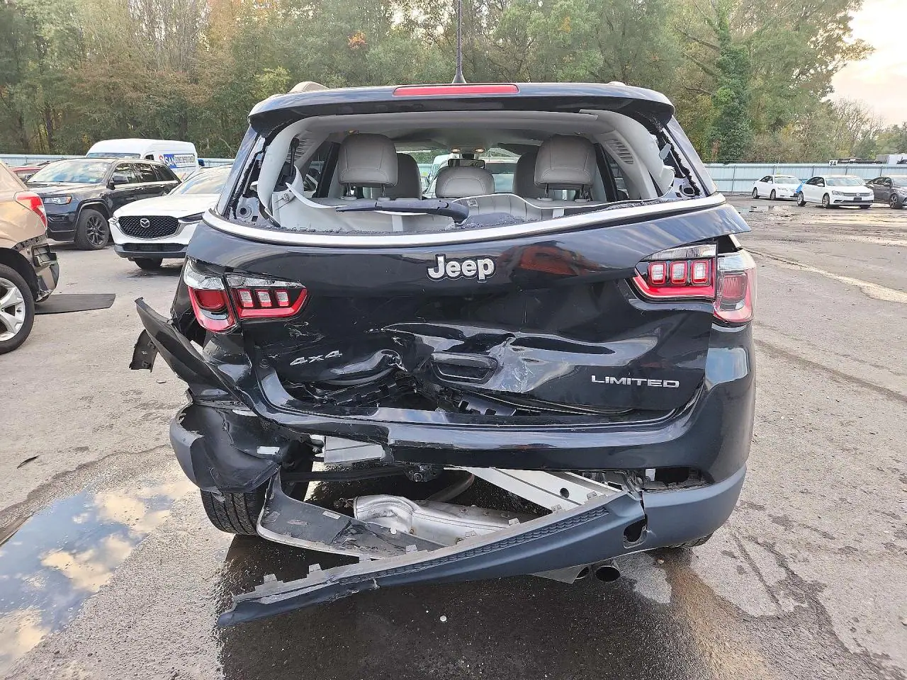 3C4NJDCB7KT811100 — 2019 Jeep Compass, фото 6 с аукциона Copart, Задняя часть