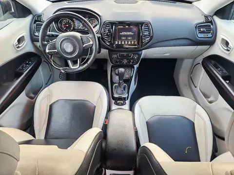 3C4NJDCB7KT811100 — 2019 Jeep Compass, Задняя часть, фото до ремонта