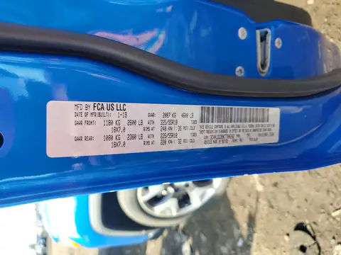 3C4NJDCB9KT704243 — 2019 Jeep Compass, Задняя часть, фото до ремонта