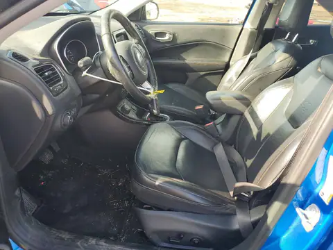 3C4NJDCB9KT704243 — 2019 Jeep Compass, фото 7 с аукциона Copart, Задняя часть